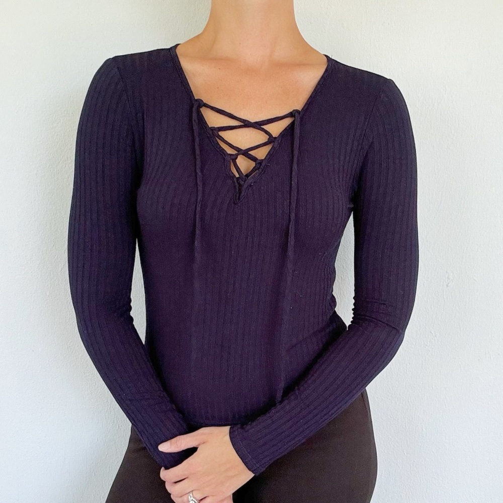 One Clothing navy blue lace up neckline long sleeve ribbed knit top size small